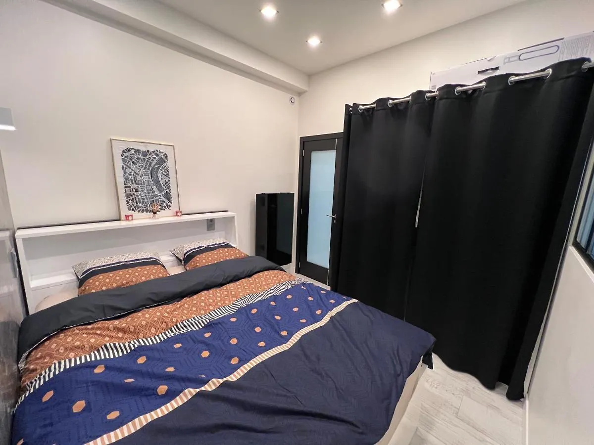 Couette-café 3 Suites appartement Paris France