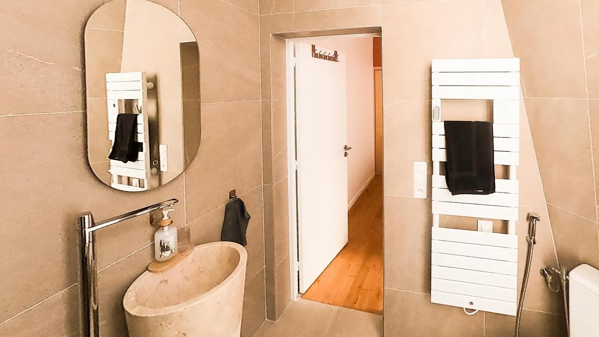Omarais Guest House Paris 0*,  France