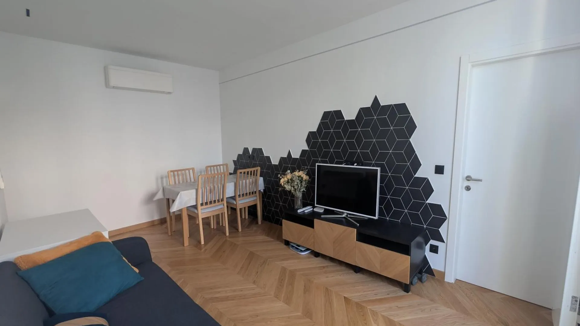 Bed & Breakfast Omarais Guest House Paris